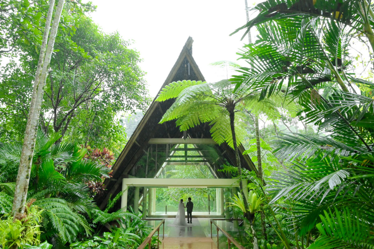 バリ島コマネカ・ビスマチャペルでフォトウェディング